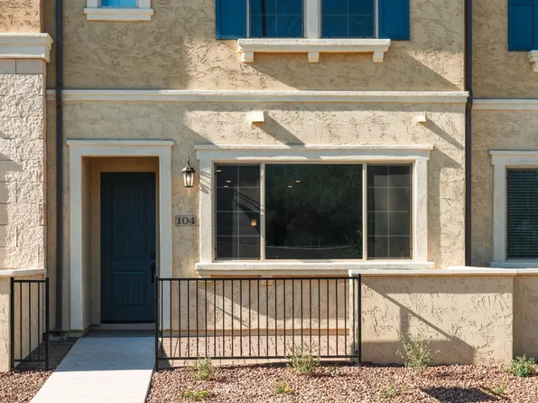 1850 E BERNIE Lane #104, Gilbert, AZ 85295