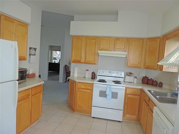 2nd image of 4909 Glen Coe St
