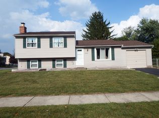 3706 Hendron Rd, Groveport, OH 43125