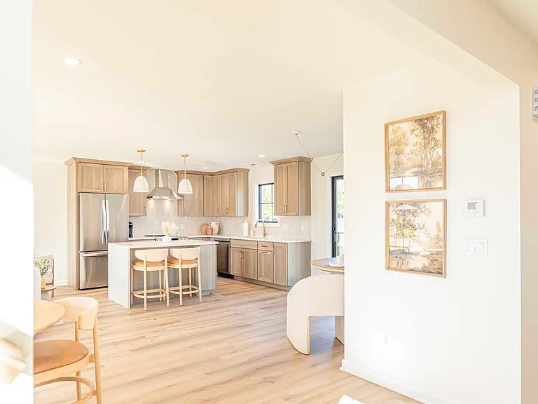 214 Park Rdg — Photo 31