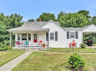 120 Law St, Rocky Mount, VA 24151
