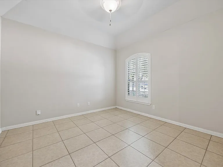 2220 Lookout Range Dr — Photo 19