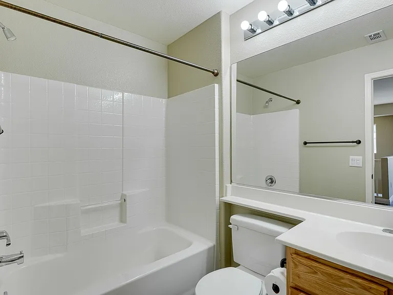 703 Principle Point Ave — Photo 25