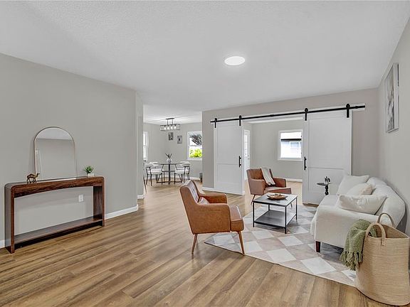 5th image of 2314 BONNIE VIEW COURT