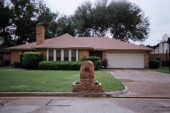 1st image of 7112 Bahama Ct