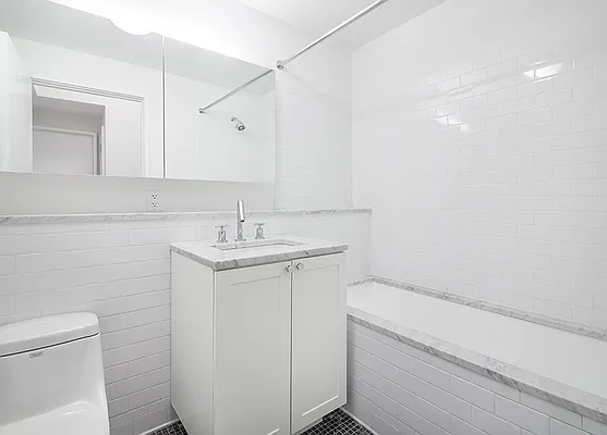 Rented by Mirador Real Estate | media 20