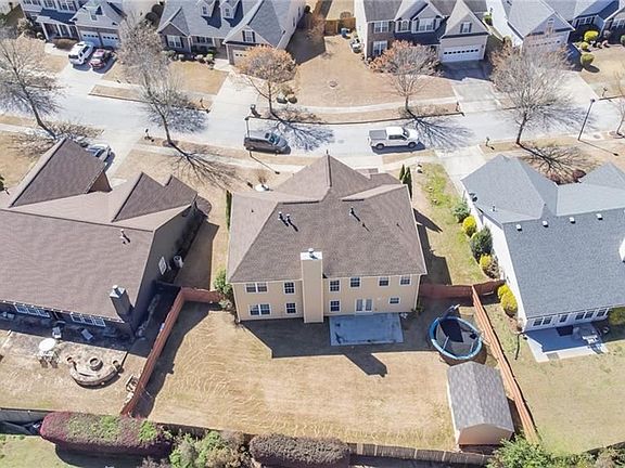 3rd image of 531 Rock Elm Dr