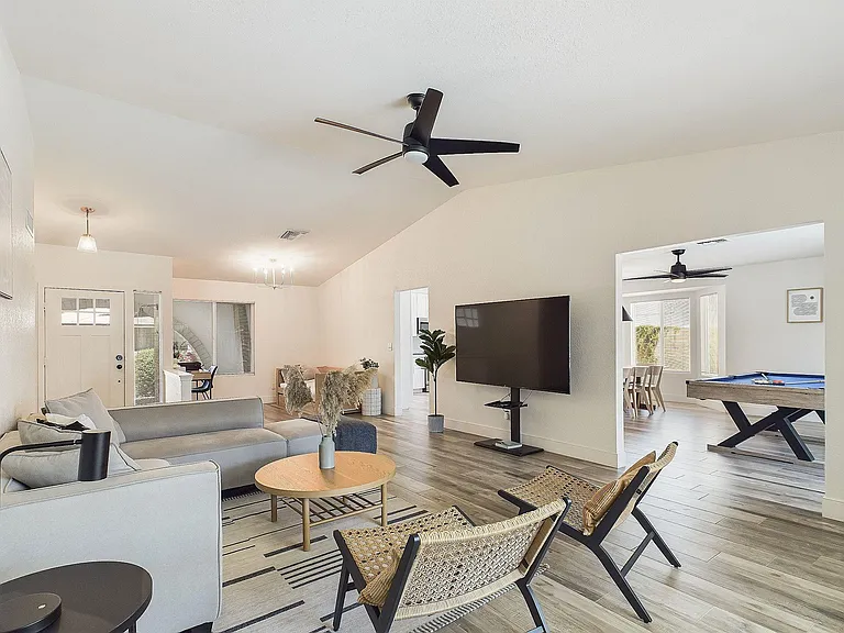 6245 E Janice Way — Photo 4