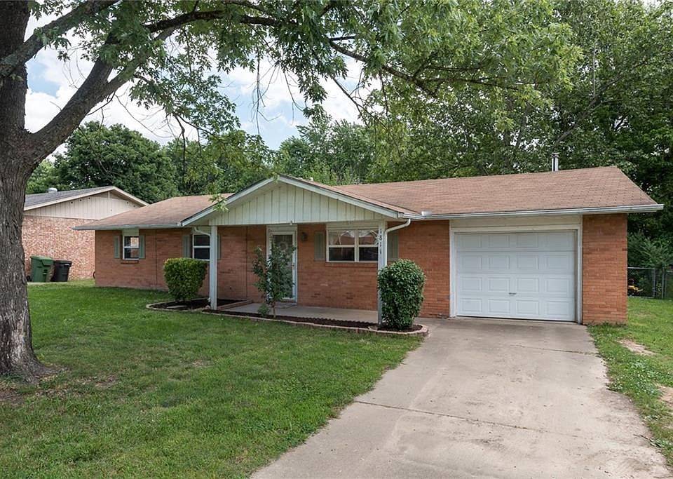 1st image of 1811 S Beth Dr