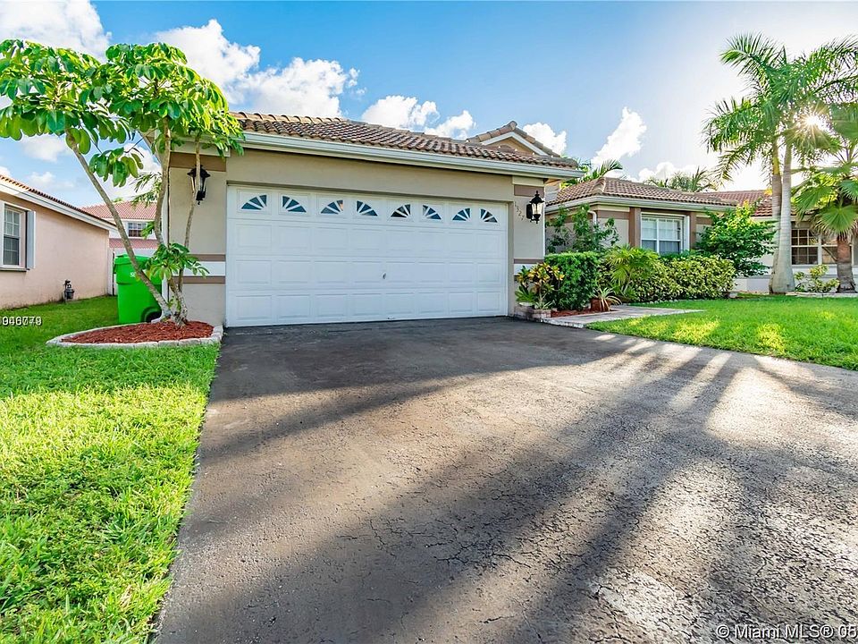 1st image of 1327 NW 129th Ter