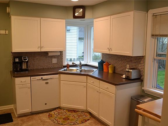 4th image of 4526 W 228th St