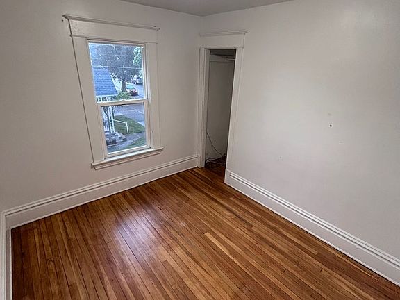 3rd image of 1100 Jennette Ave NW #2