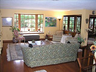 3rd image of 770 Park Shore Dr