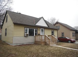 624 E Clifford St, Plymouth, WI 53073