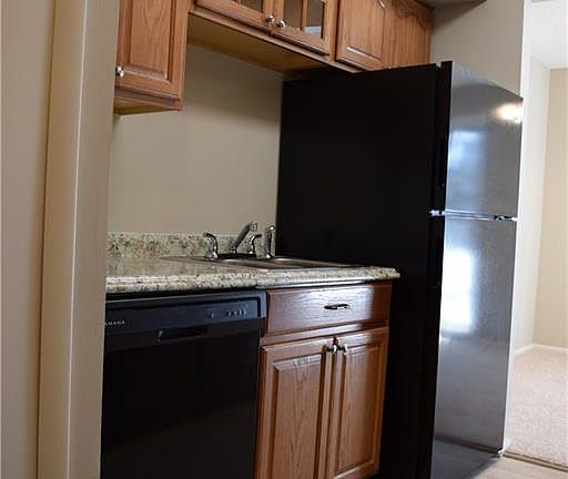 3rd image of 6863 Beacon Dr APT C