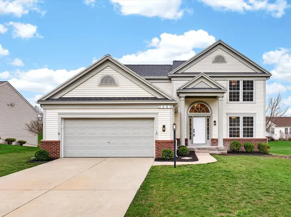 2051 Glenn Canyon Dr SE, Caledonia, MI 49316
