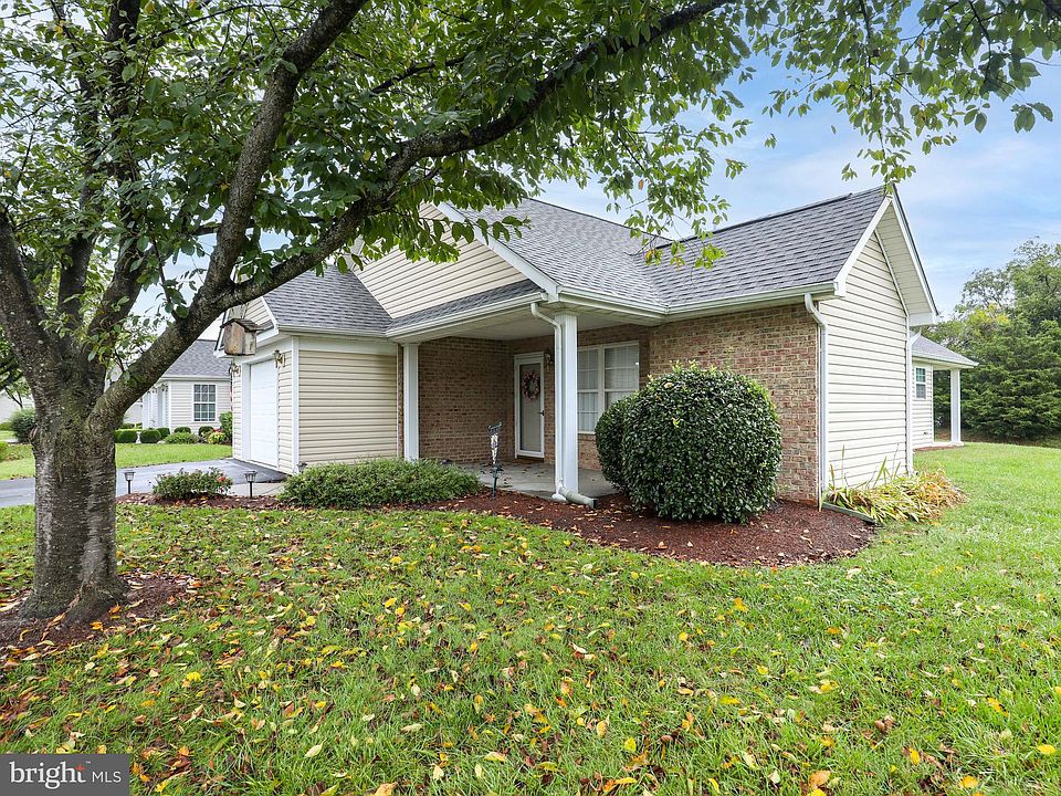 105 Knollwood Ct, Winchester, VA 22602 Zillow