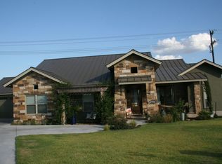 803 Lacey Oak Cir, Marble Falls, TX 78654