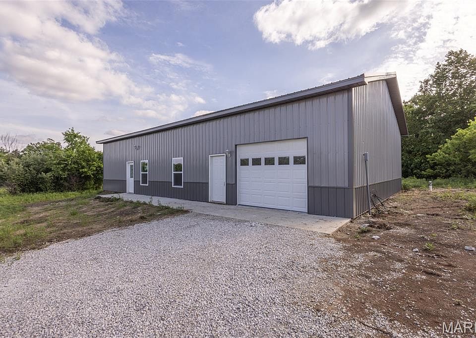 1st image of 25665 Leo Ln