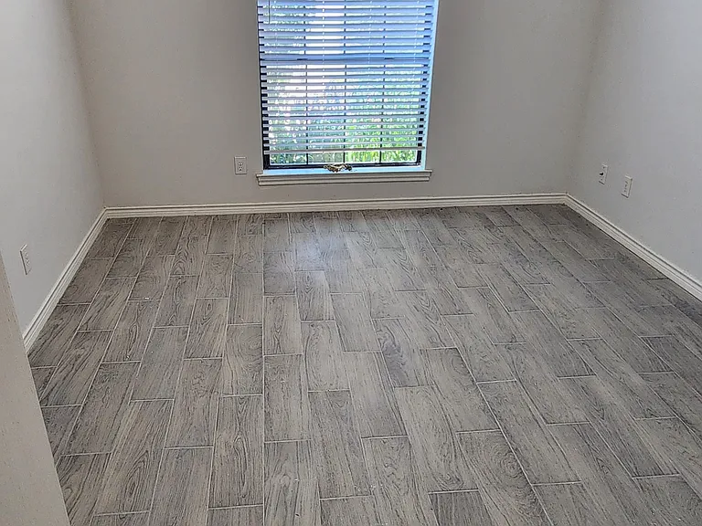 2318 Southbay Cir — Photo 18