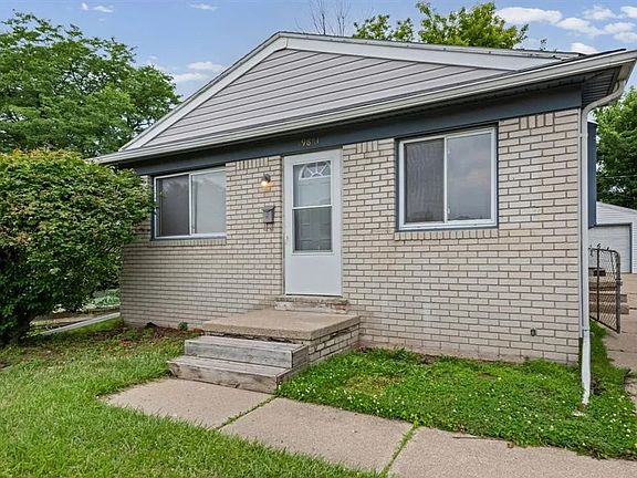 2nd image of 19861 Vermander Ave