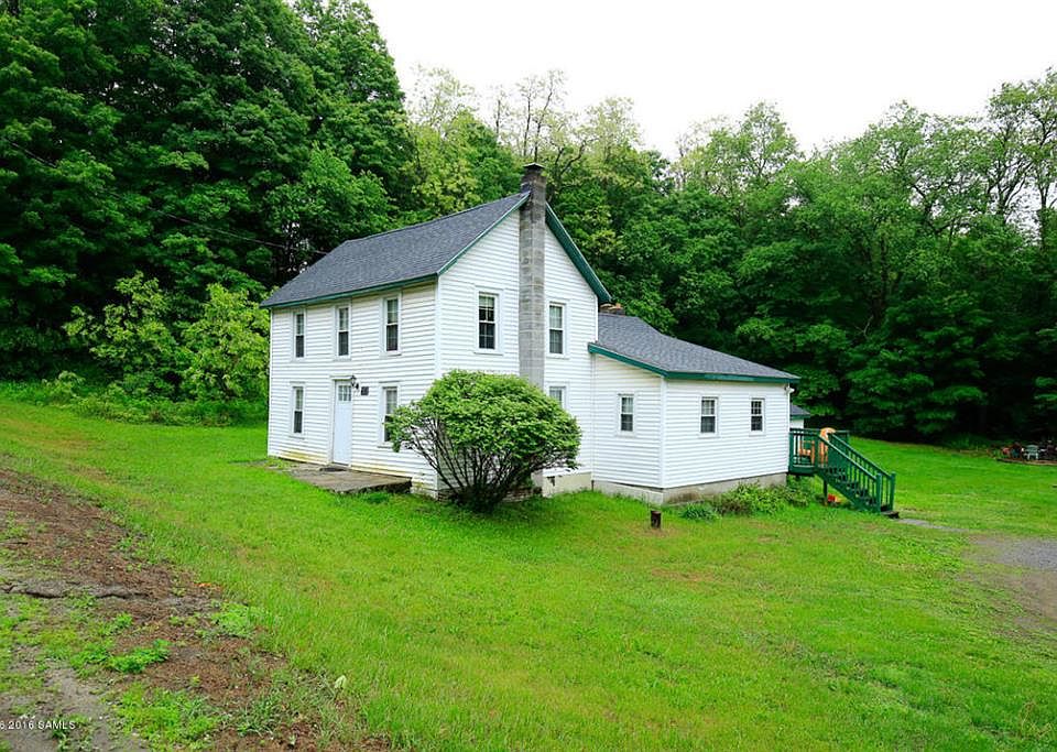 2nd image of 418 Middle Grove Rd