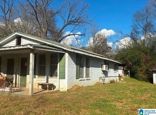 9717 Harvella Rd, Warrior, AL 35180