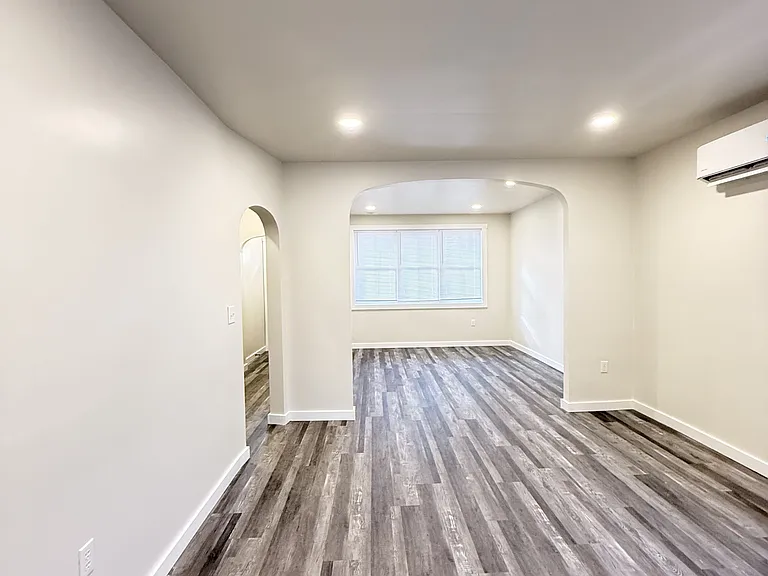 629 Main St #1 — Photo 5