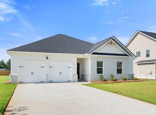 33 Faulkner Cir, Social Circle, GA 30025