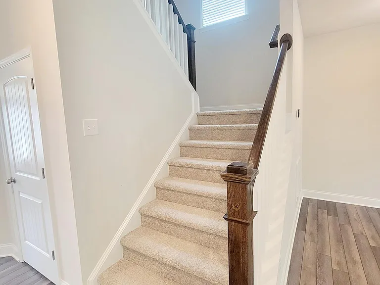 121 Scoville Rd — Photo 37