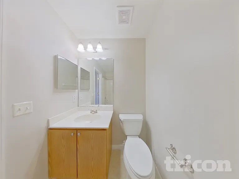 970 Cambridge Ct — Photo 9