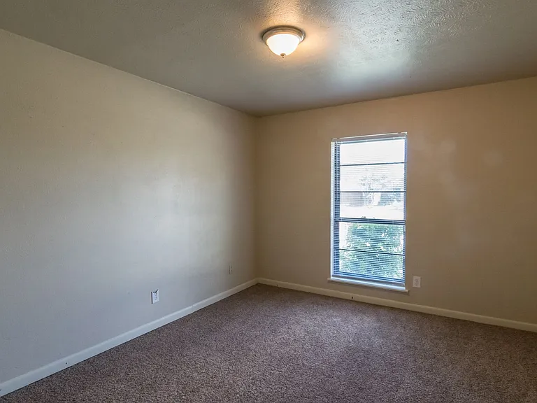 3314 Ridgemoor Dr — Photo 7