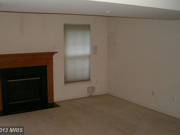 5th image of 12701 Town Center Way