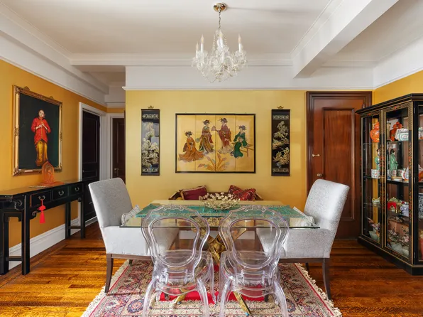 419 East 57th Street image 1 of 12
