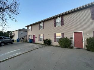208 N 1st St, Odessa, MO 64076