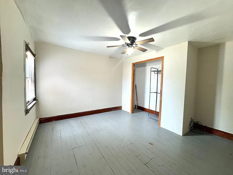 425 Juniper St — Photo 28