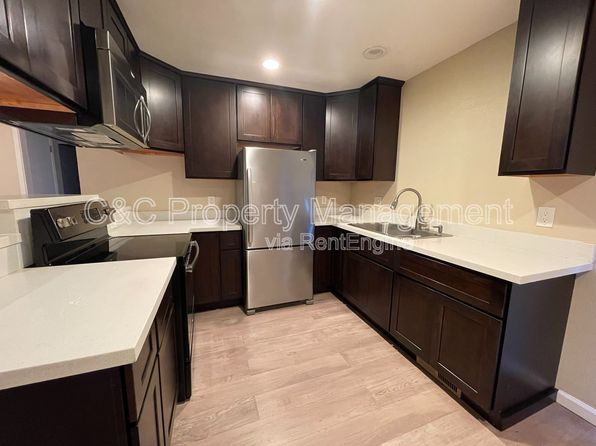 802 Sunset Dr APT A