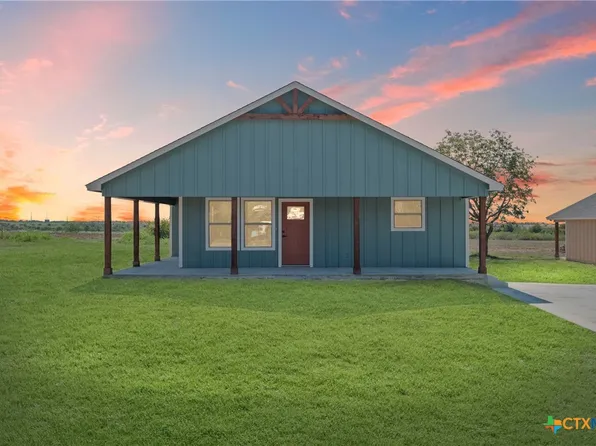 219 Thomas St, Rogers, TX 76569