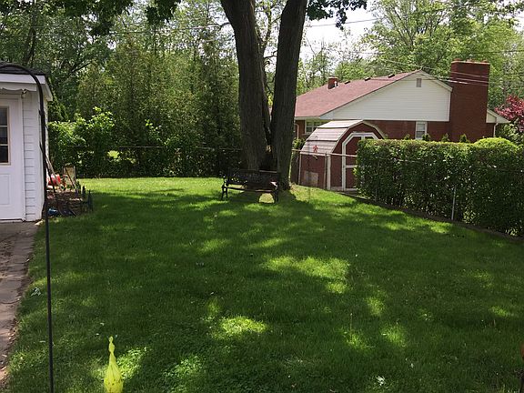 4th image of 527 Bellaire Ave