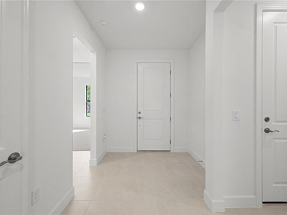 5th image of 17161 OAKSTEAD DR