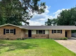 1017 Deborah St, Dothan, AL 36301