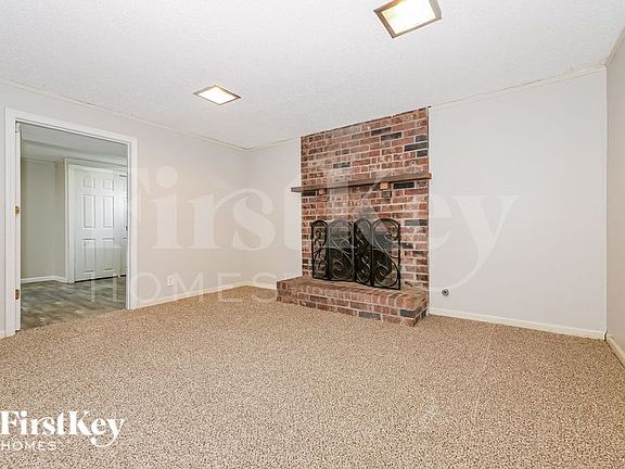 3rd image of 3208 NW Canterbury Pl