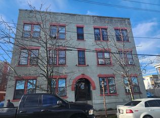 44 Pingree St APT 1, Salem, MA 01970