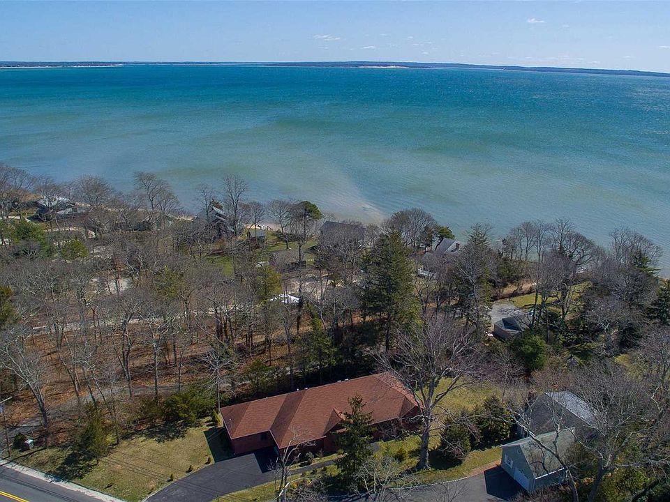 1st image of 3690 Great Peconic Ba Blvd