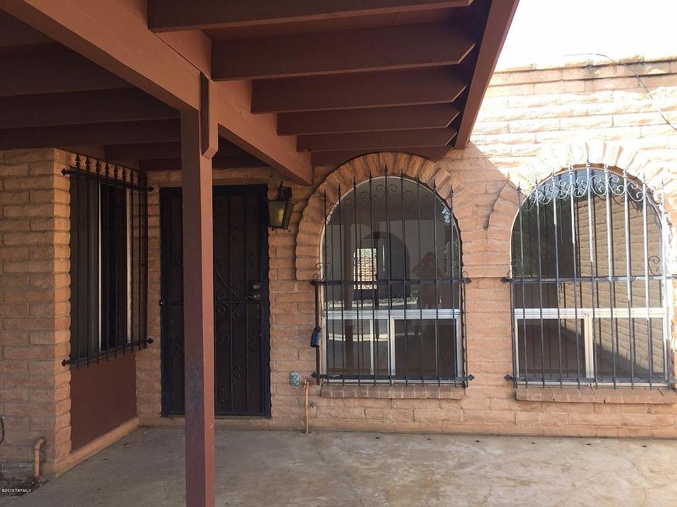 1st image of 416 W Calle Lindero