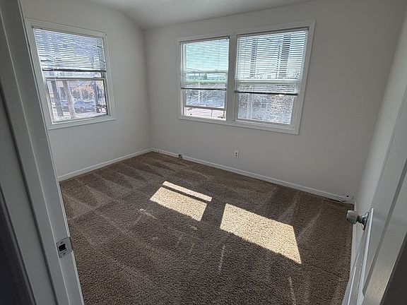 5th image of 902-908 24th St #904