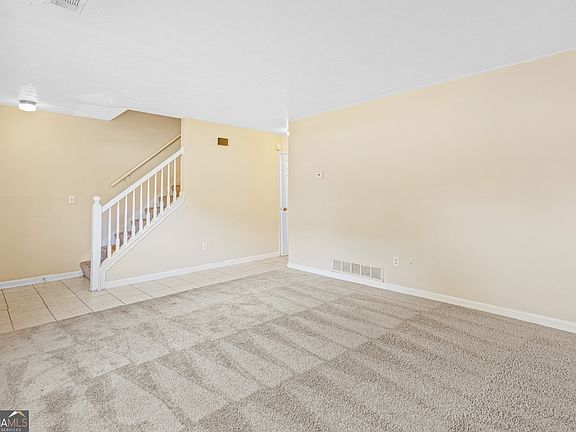 4th image of 312 Bedford Bay Ln