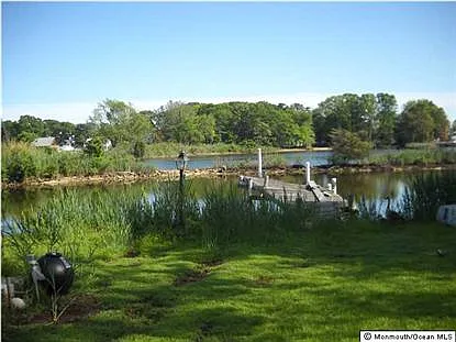 521 Carroll Fox Rd photo 1