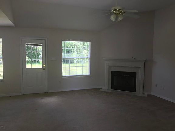 2nd image of 14018 Lavelle Dr