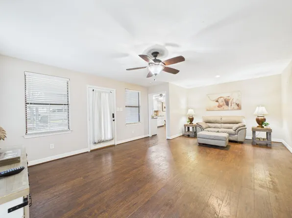 15802 Firetower Rd #A, Conroe, TX 77306